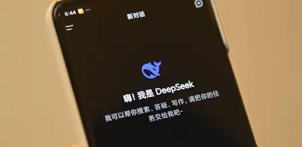 EUA adiam inclusão de chinesa DeepSeek em lista de restrição comercial, dizem fontes