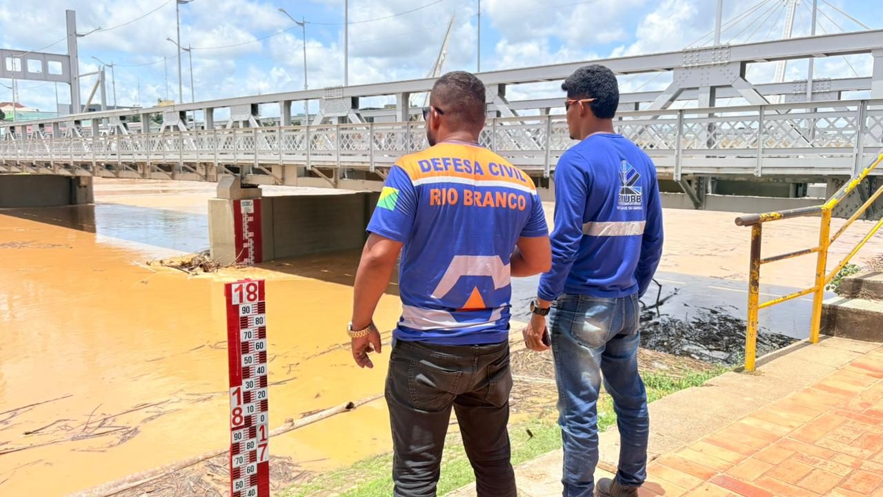 Rio Acre segue em elevação e permanece acima da cota de transbordo em Rio Branco