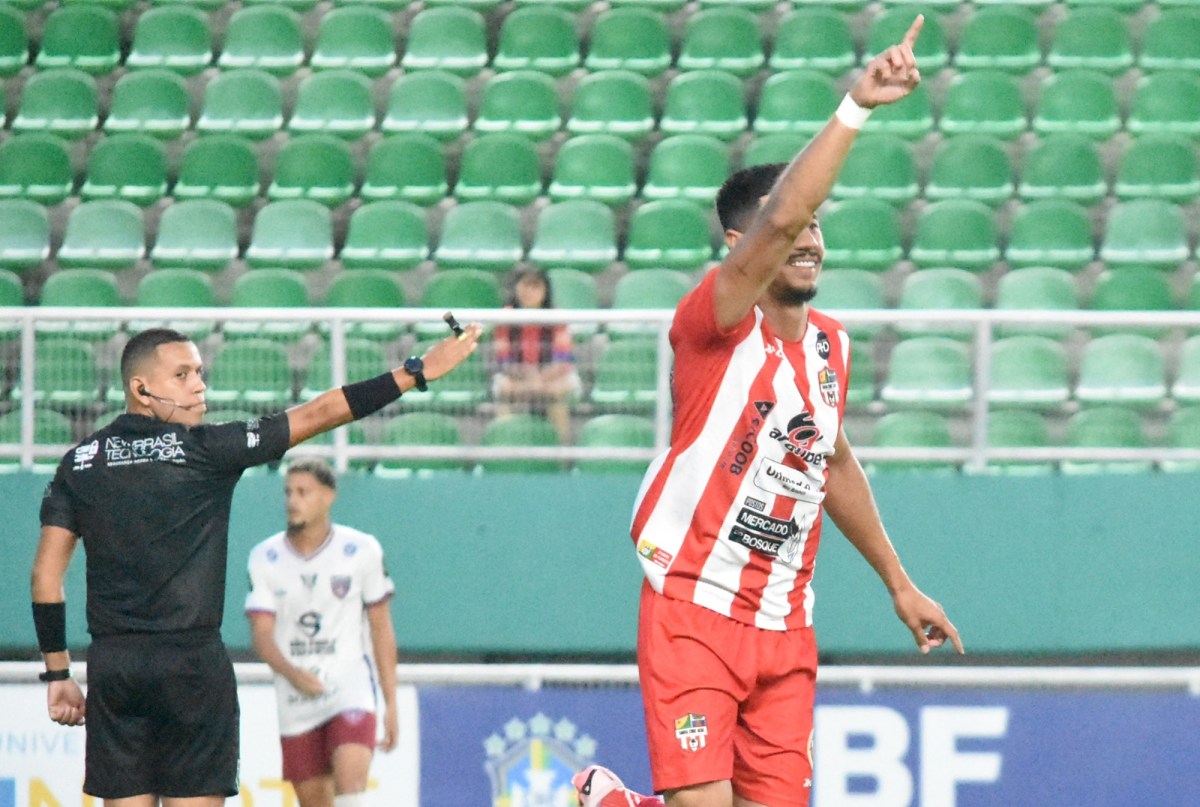 Santa Cruz vence de mão cheia o São Francisco e retorna ao G-4