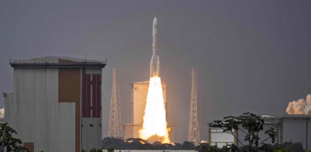 Foguete europeu Ariane 6 coloca satélites da Amazon em órbita