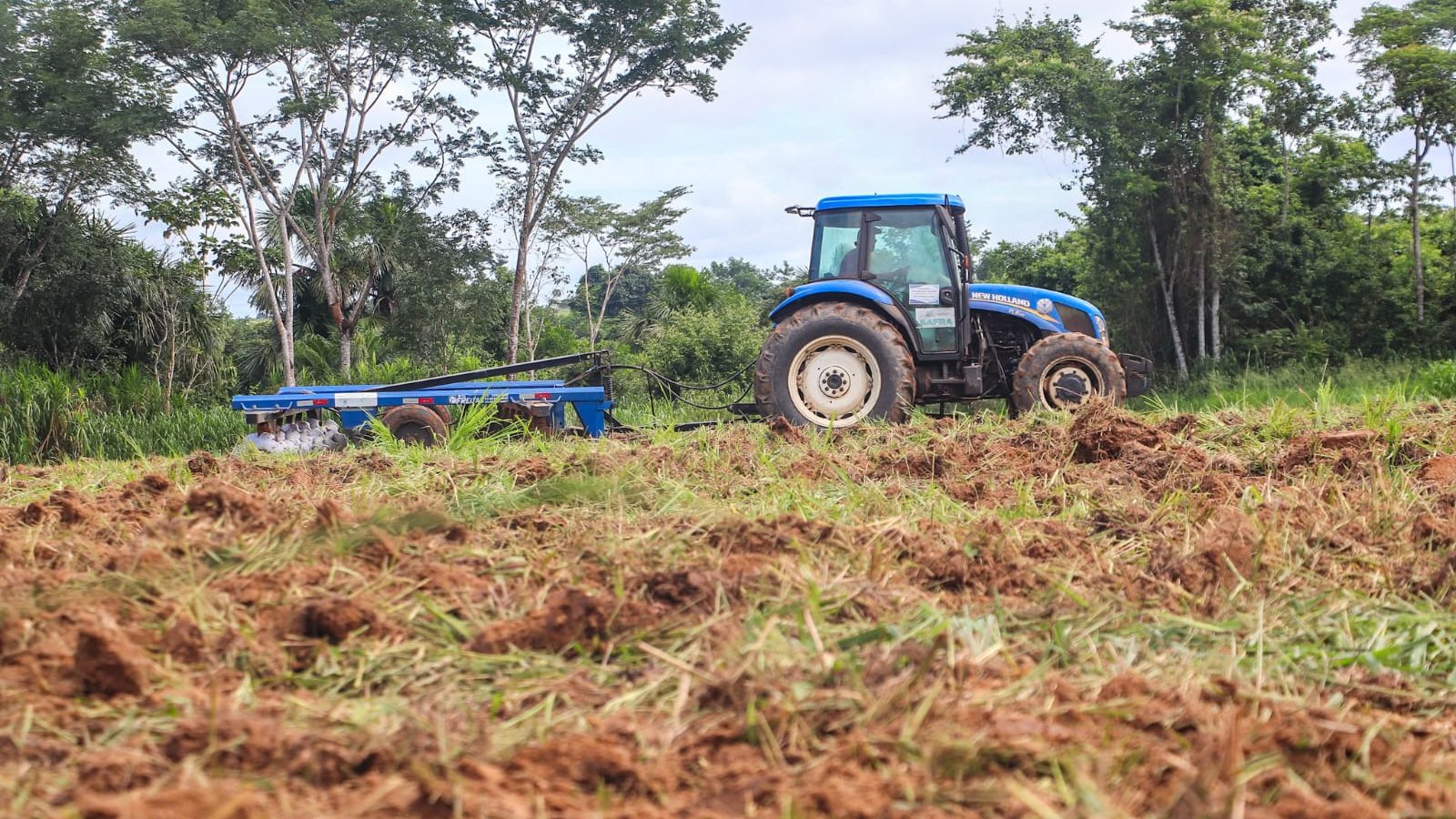 Prefeitura de Rio Branco reforça apoio ao homem do campo