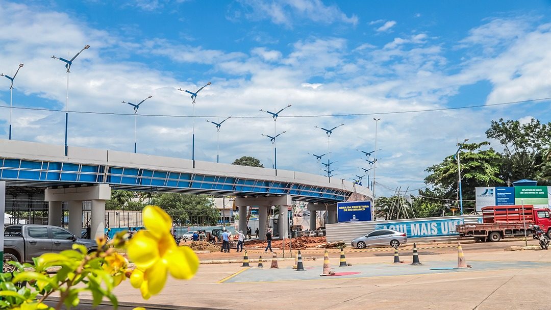 Prefeito de Rio Branco acompanha os últimos detalhes para inauguração do elevado Mamedio Bittar