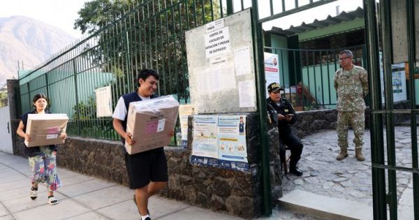 Peru vai às urnas com 35 candidatos presidenciais e resultado incerto